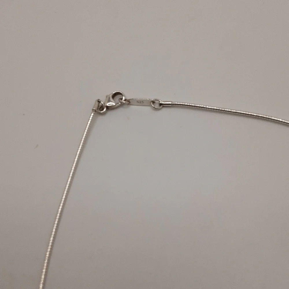 Authentic Tiffany & Co. Pierced Heart Pendant - Excellent Used Condition - Picture 8 of 13